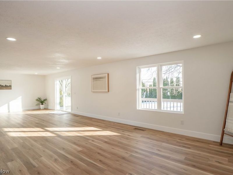 590 Eleanora Drive, Cuyahoga Falls, OH 44223 Photo 9