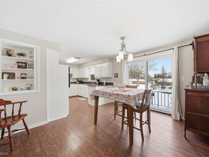 2525 Hollyview Avenue NE, Canton, OH 44721 Photo 10