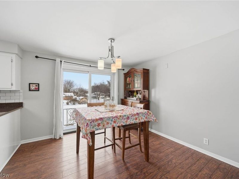 2525 Hollyview Avenue NE, Canton, OH 44721 Photo 12