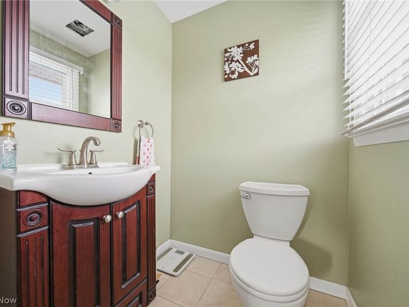 2525 Hollyview Avenue NE, Canton, OH 44721 Photo 21