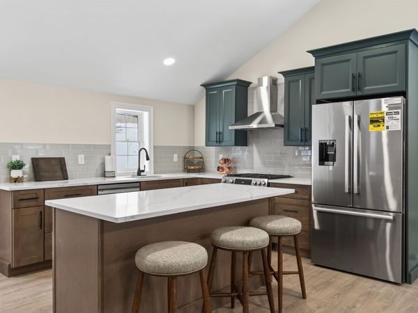 33 McCrillis Road, Nottingham, NH 03290