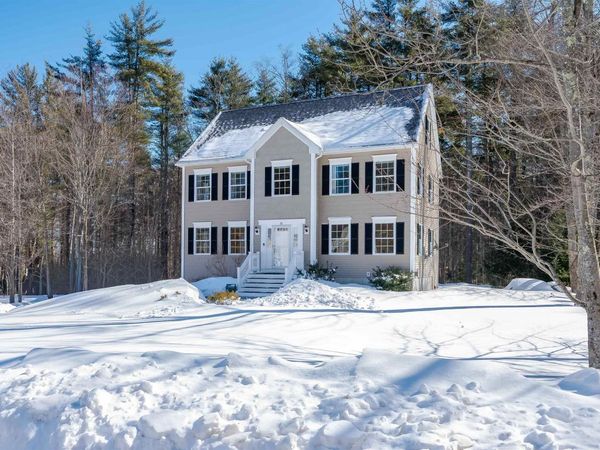 82 Ebony Drive, Rochester, NH 03867