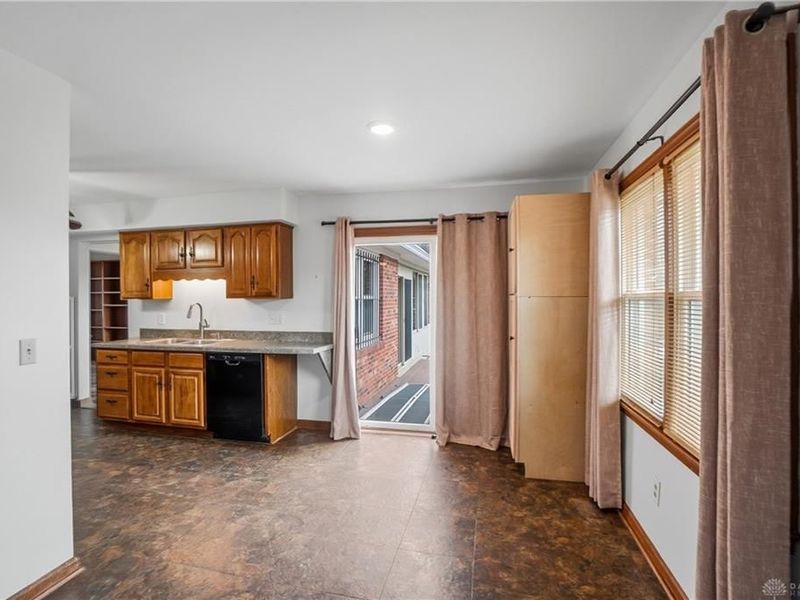 105 W Roger Drive, Trenton, OH 45067 Photo 23