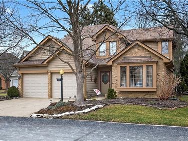 955 Elk Hollow Lane, Centerville, OH 45459