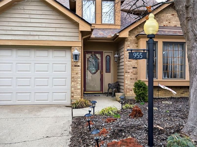 955 Elk Hollow Lane, Centerville, OH 45459 Photo 4