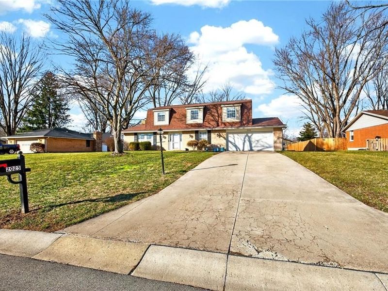 2025 Meadowside Lane, Dayton, OH 45458 Photo 3