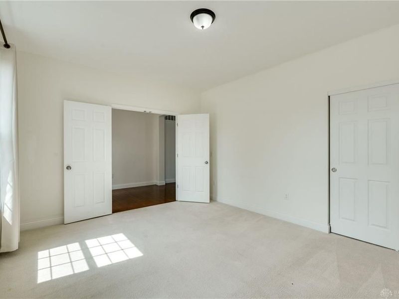 1023 McKinney Lane, Dayton, OH 45458 Photo 9