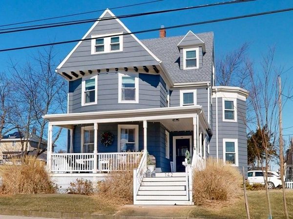 142 Washington Ave, Winthrop, MA 02152