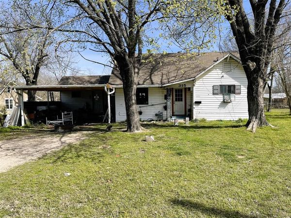 315 S 11th Avenue, Teague, TX 75860