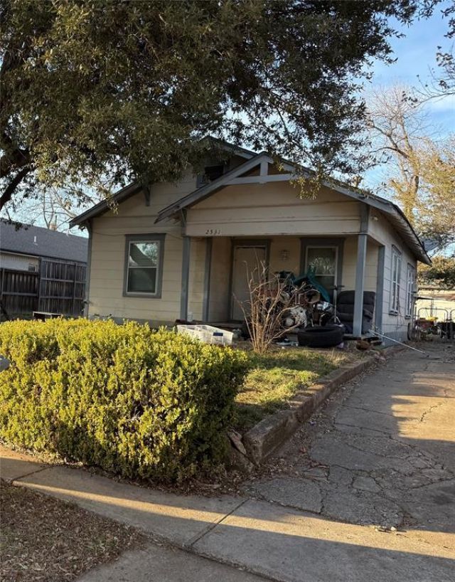 2531 Catherine Street, Dallas, TX 75211 Main Photo