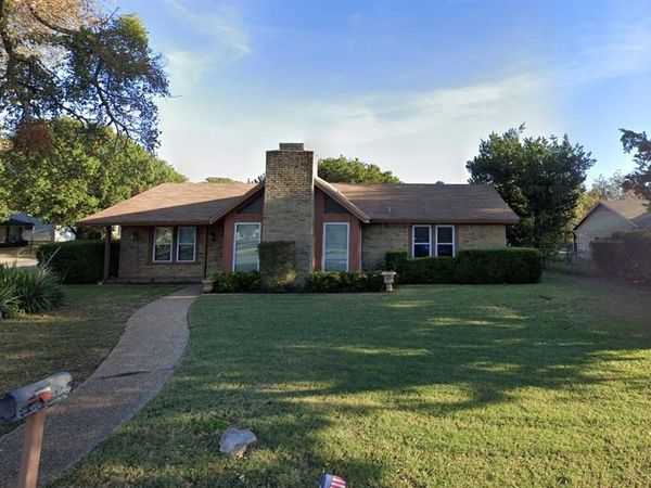 2200 Stewart Drive, Waco, TX 76708