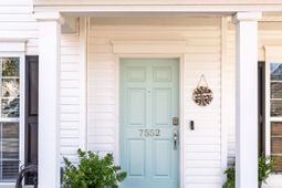 7552 Hawks Circle photo 4