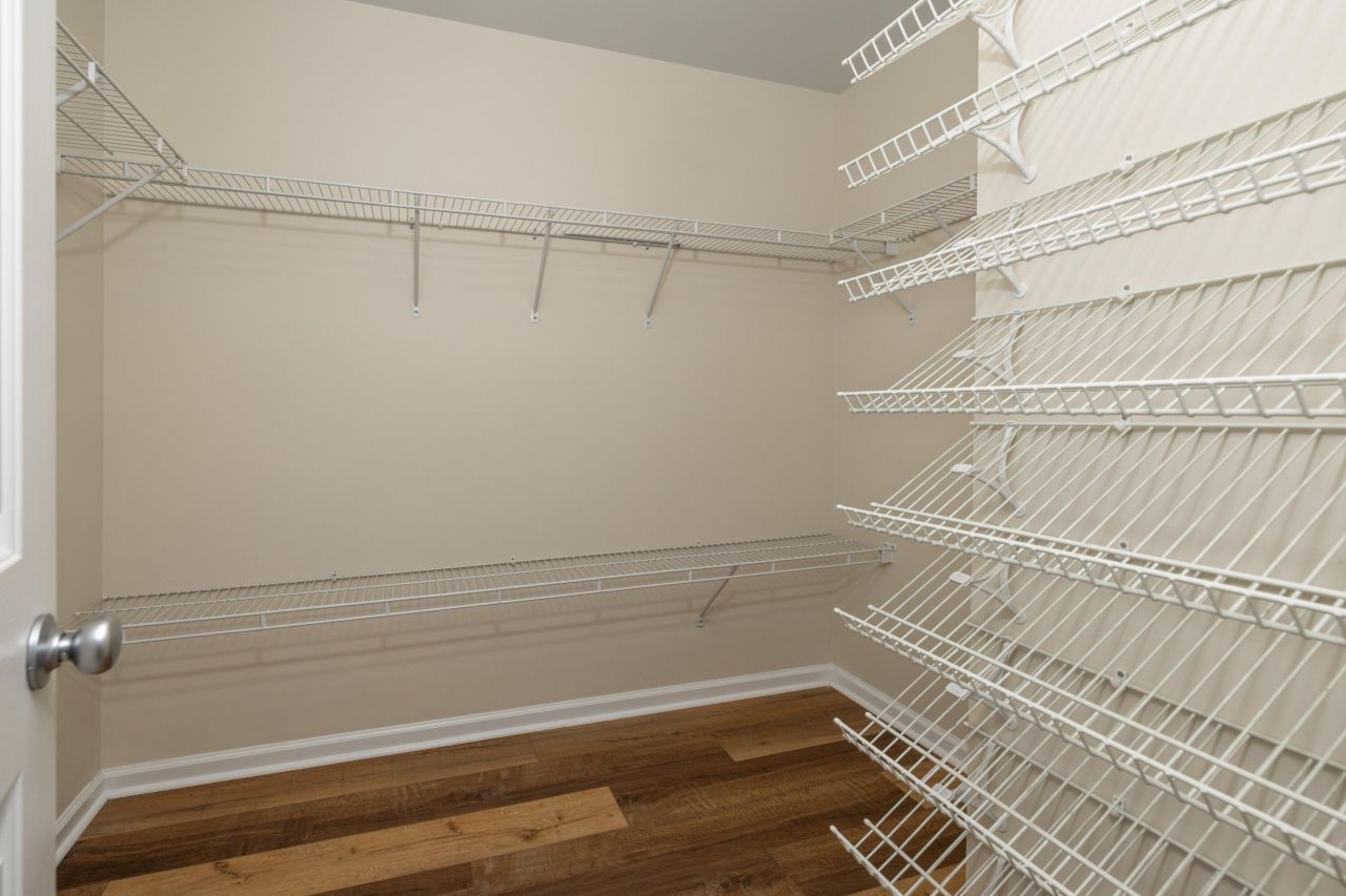 7552 Hawks Circle Photo 36