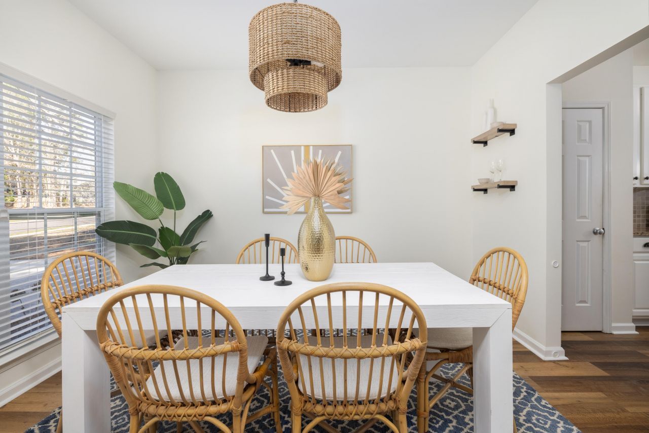 7552 Hawks Circle Photo 4