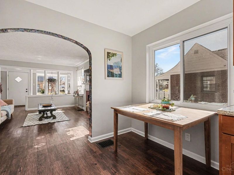 7719 Dearborn Avenue, Deer Park, OH 45236 Photo 10