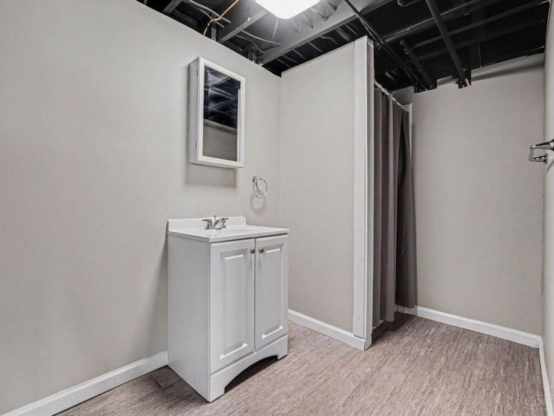 7719 Dearborn Avenue, Deer Park, OH 45236 Photo 18