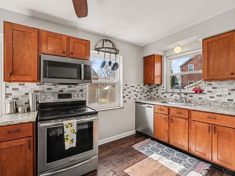 7719 Dearborn Avenue, Deer Park, OH 45236 Photo 9