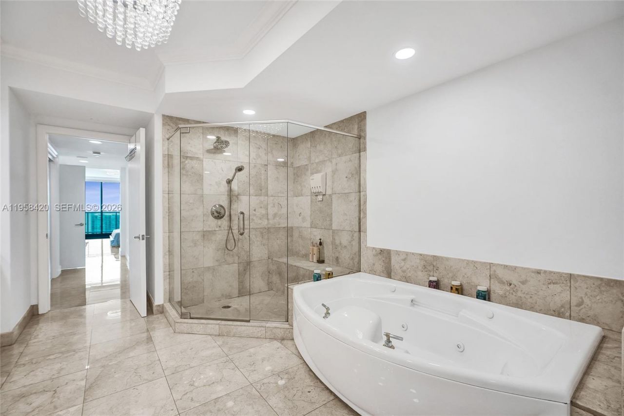 3201 NE 183rd St, Unit 2305, Aventura, FL 33160 Photo