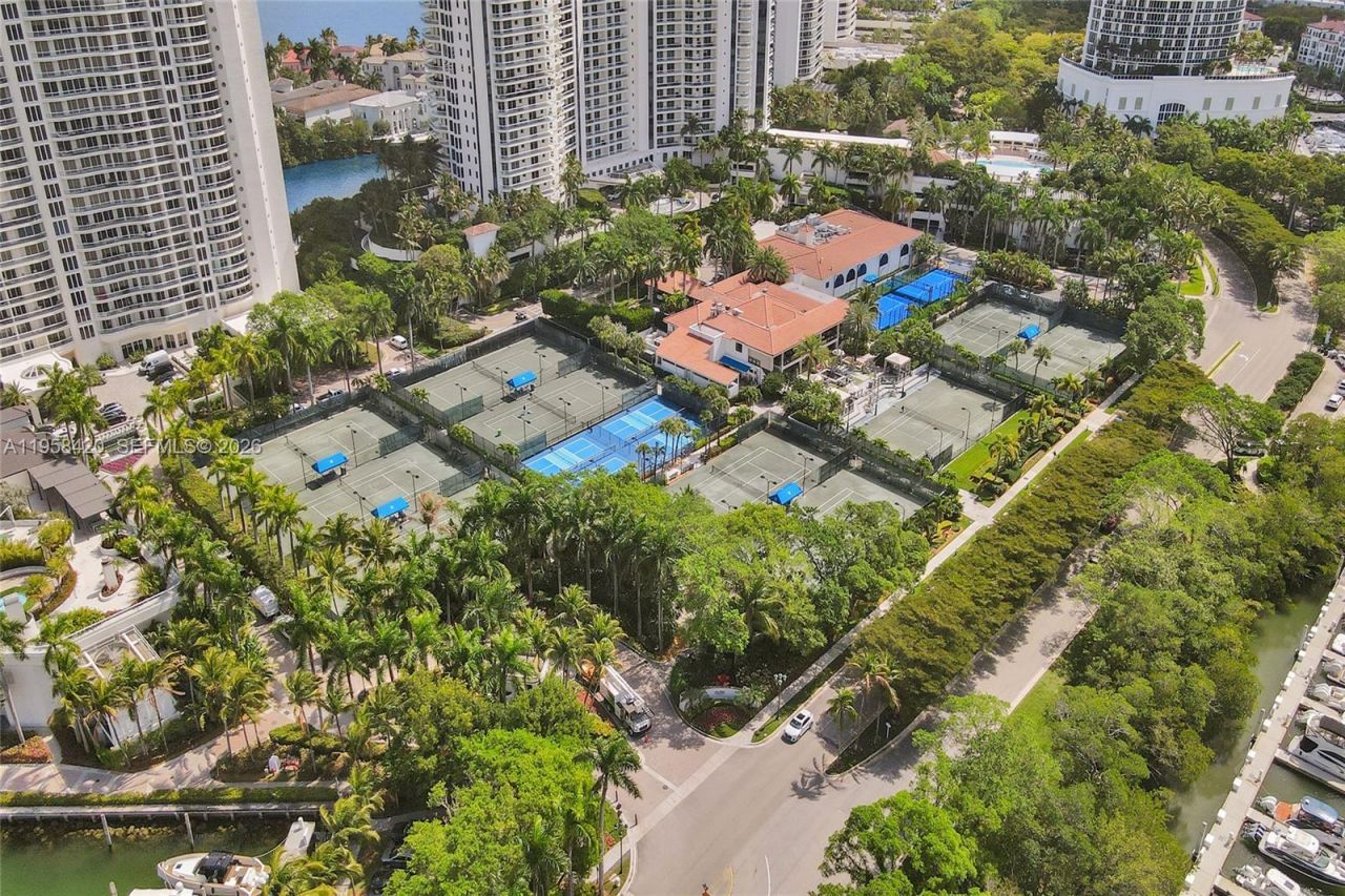 3201 NE 183rd St, Unit 2305, Aventura, FL 33160 Photo