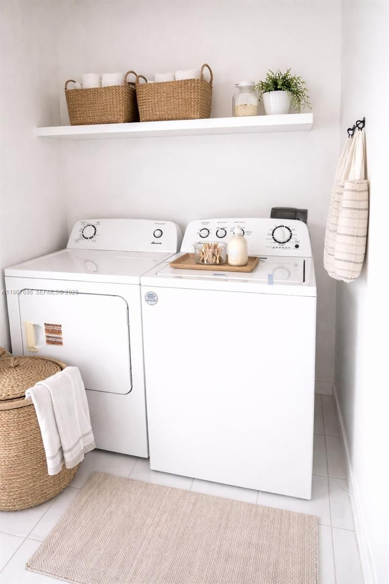 915 NE 199th St, Unit 206-15, Miami, FL 33179 Photo