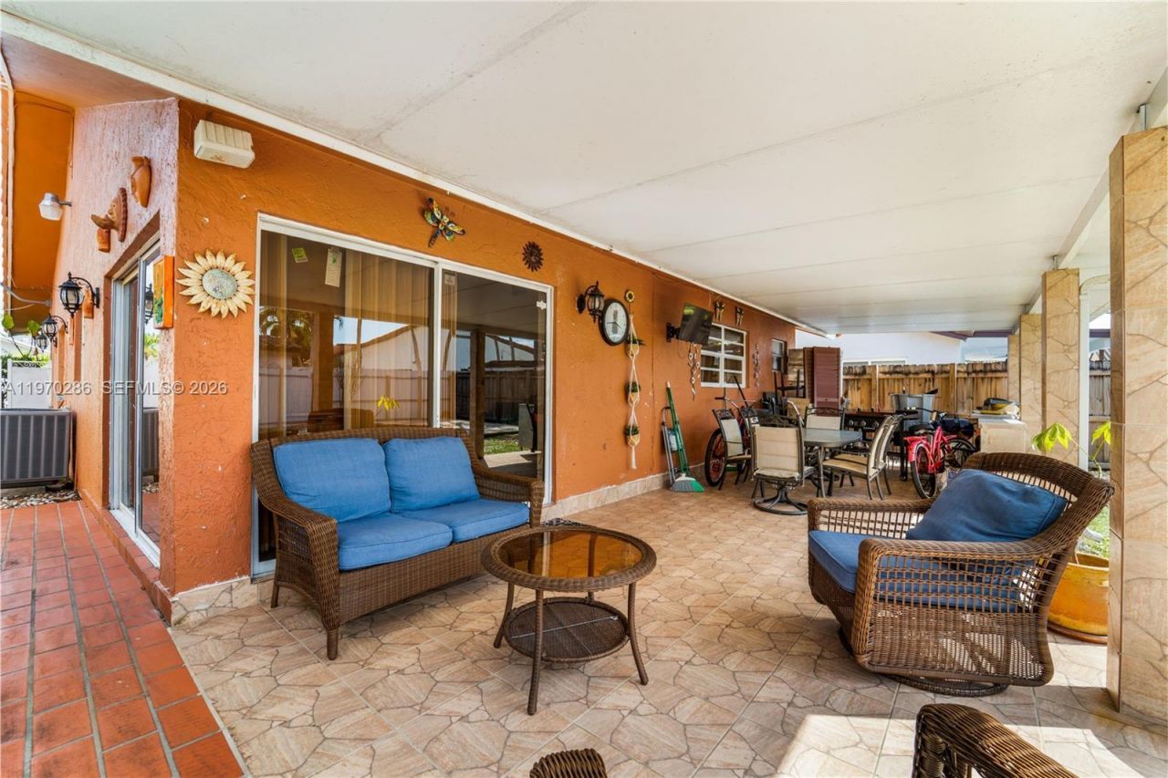 14526 SW 106th Ter , Miami, FL 33186 Photo