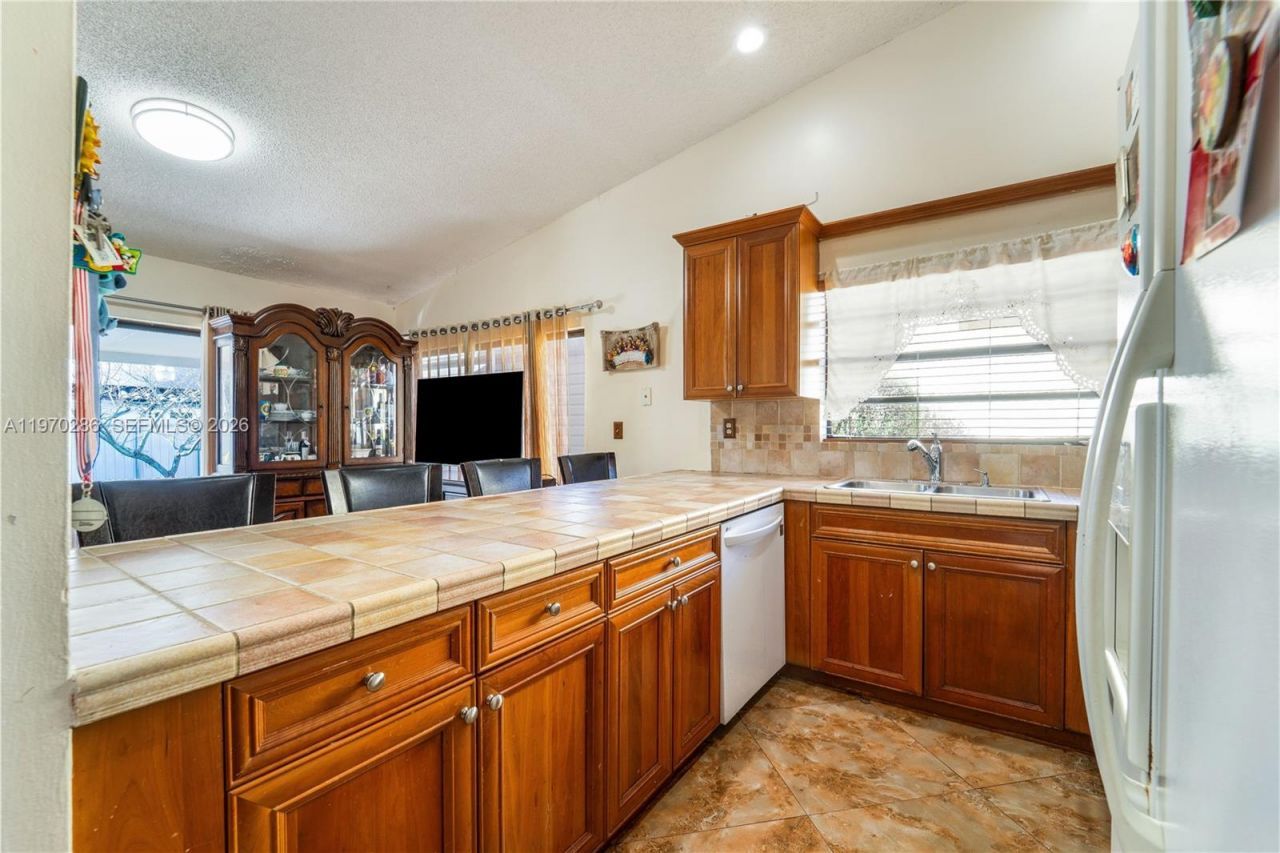 14526 SW 106th Ter , Miami, FL 33186 Photo