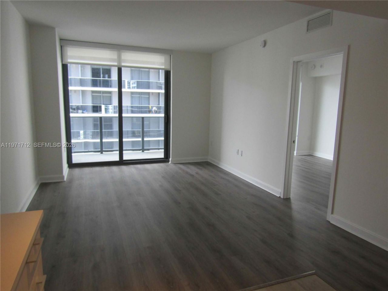 45 SW 9th St, Unit 2807, Miami, FL 33130 Photo