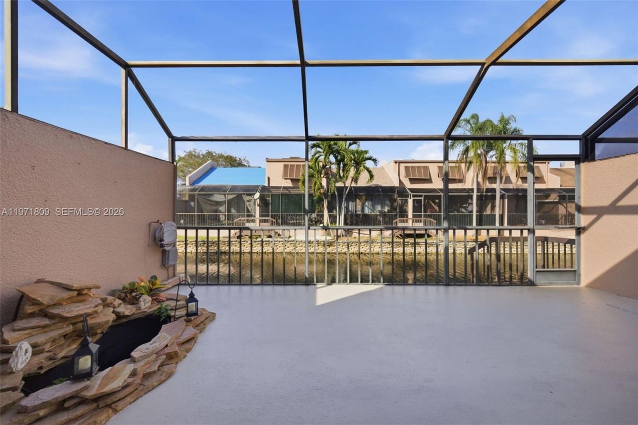 12399 NW 11th St, Pembroke Pines, FL 33026 Photo