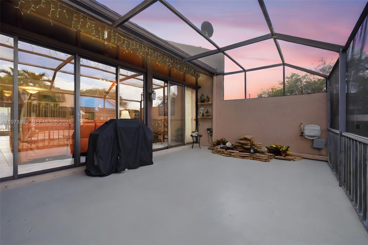 12399 NW 11th St, Pembroke Pines, FL 33026 Photo