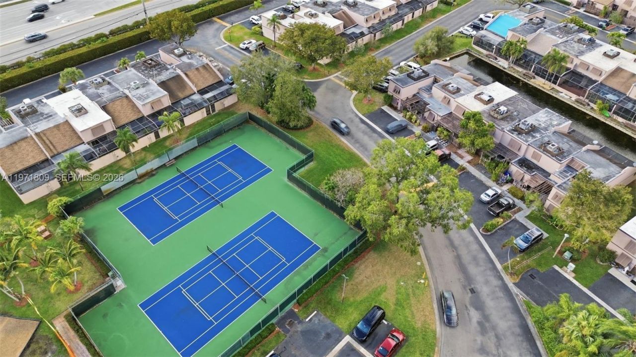 12399 NW 11th St, Pembroke Pines, FL 33026 Photo