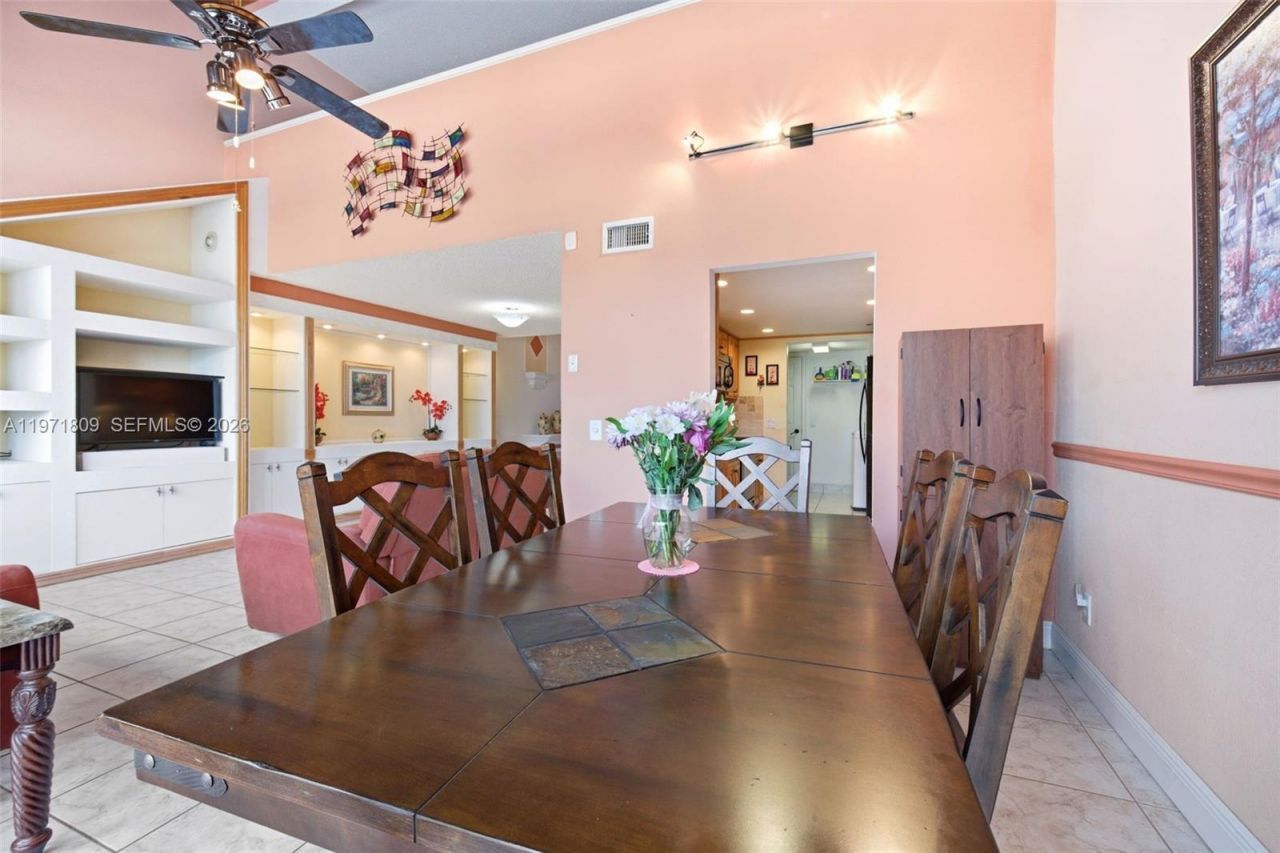 12399 NW 11th St, Pembroke Pines, FL 33026 Photo