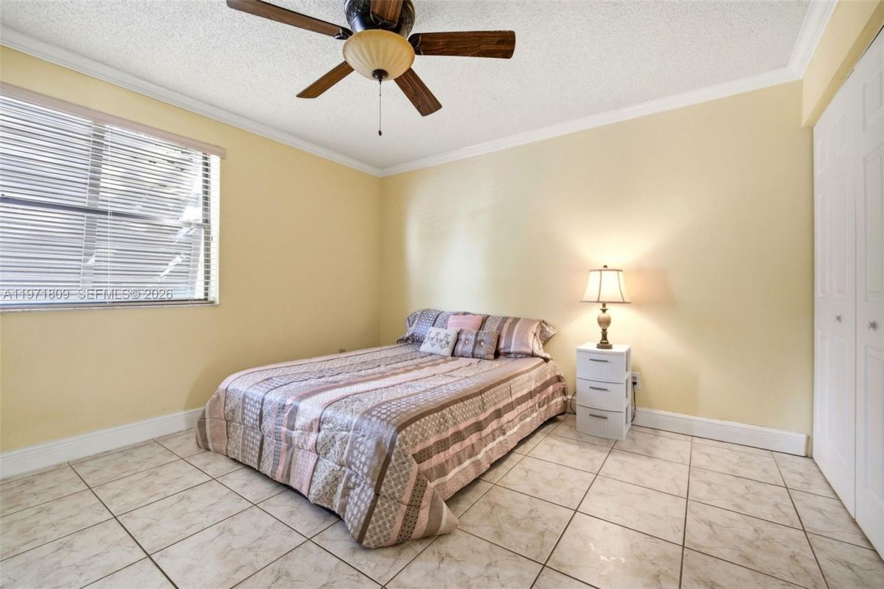 12399 NW 11th St, Pembroke Pines, FL 33026 Photo