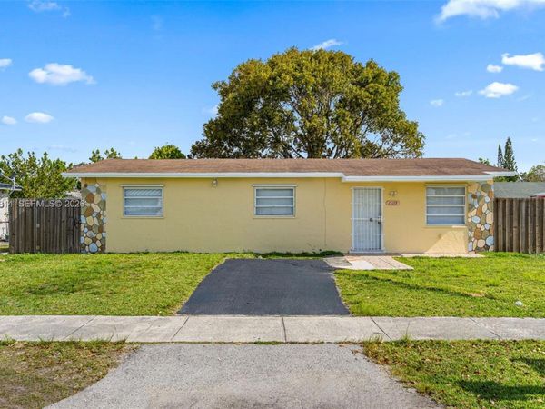 15115 SW 304th Ter, Homestead, FL 33033