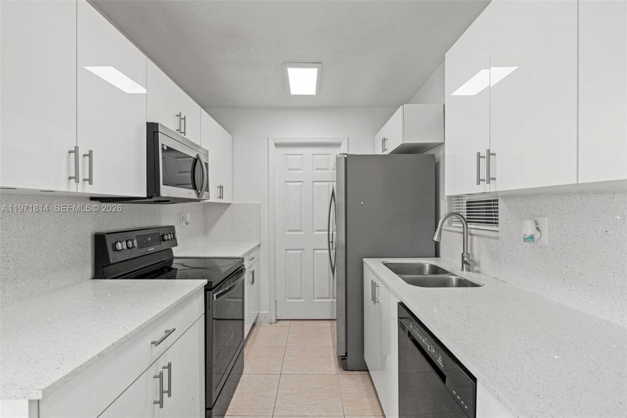 15115 SW 304th Ter, Homestead, FL 33033 Photo