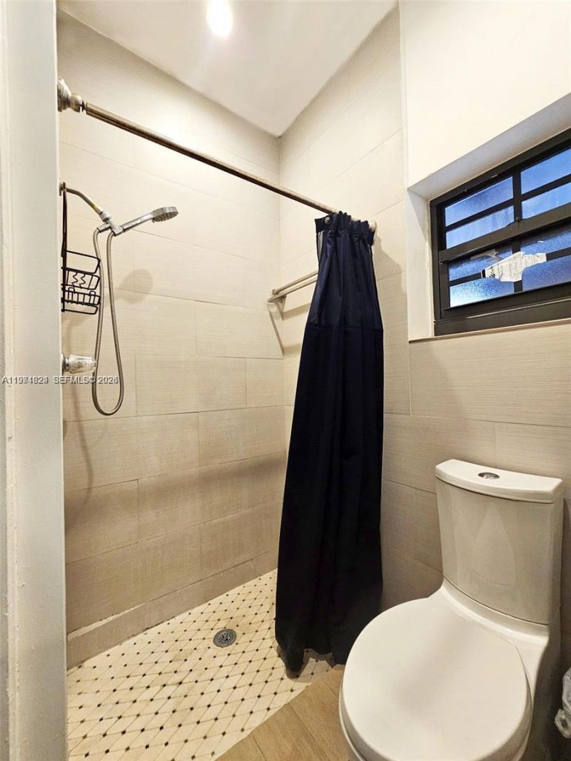 2109 Red Rd, Unit -, Coral Gables, FL 33155 Photo