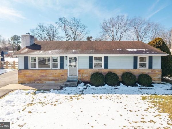 1820 W JAMES STREET, JEFFERSONVILLE, PA 19403