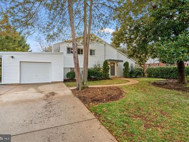 1017 CROTON DRIVE, ALEXANDRIA, VA 22308