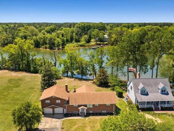 198 CANOE PLACE, MONTROSS, VA 22520