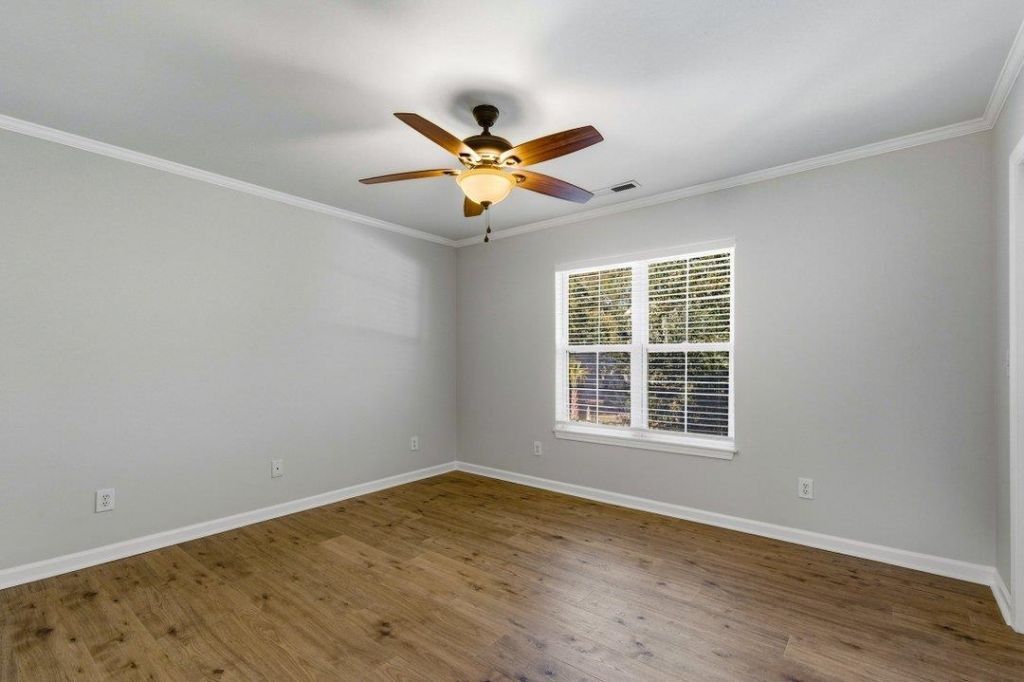 501 Hillside Dr. N  Photo 23