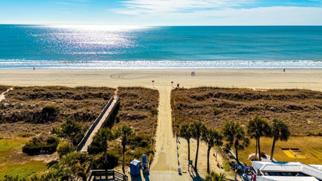 501 Hillside Dr. N  Photo 43