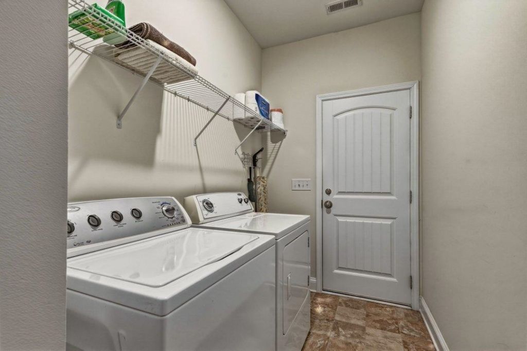 289 Cabo Loop Photo 18