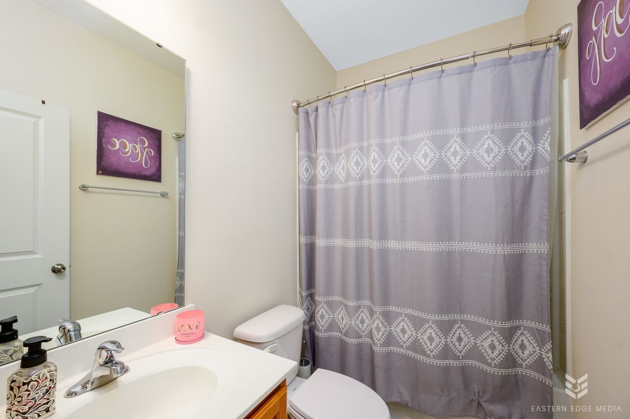 715 Tattlesbury Dr. Photo 17