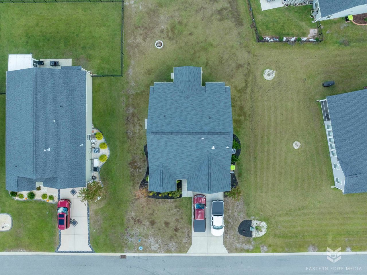 715 Tattlesbury Dr. Photo 32