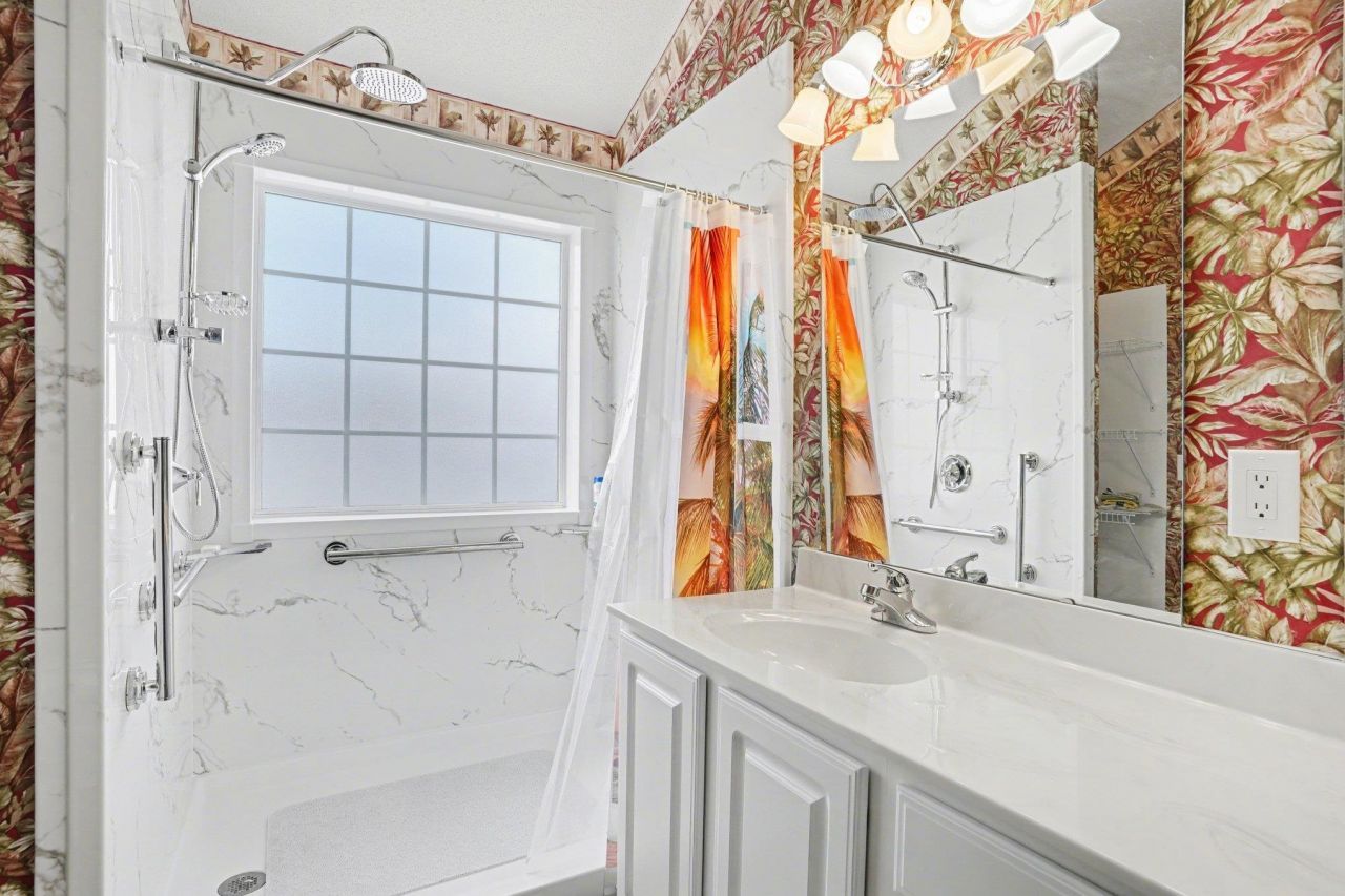 504 Whitebark St. Photo 20