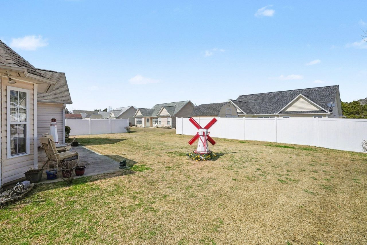 504 Whitebark St. Photo 28