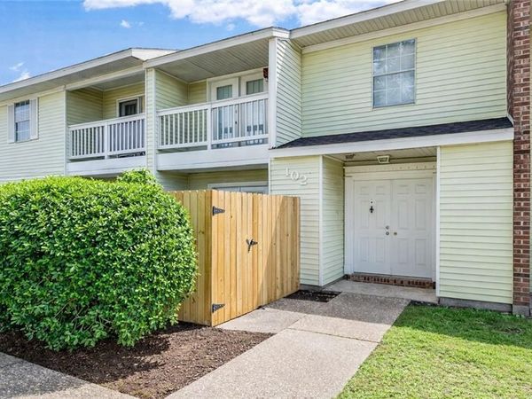 101 WILBOURN Drive , Unit 102, Lafayette, LA 70506