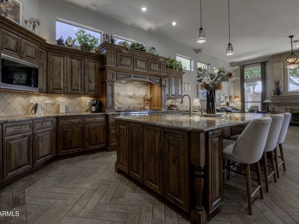 5006 E WAGONER Road, Scottsdale, AZ 85254