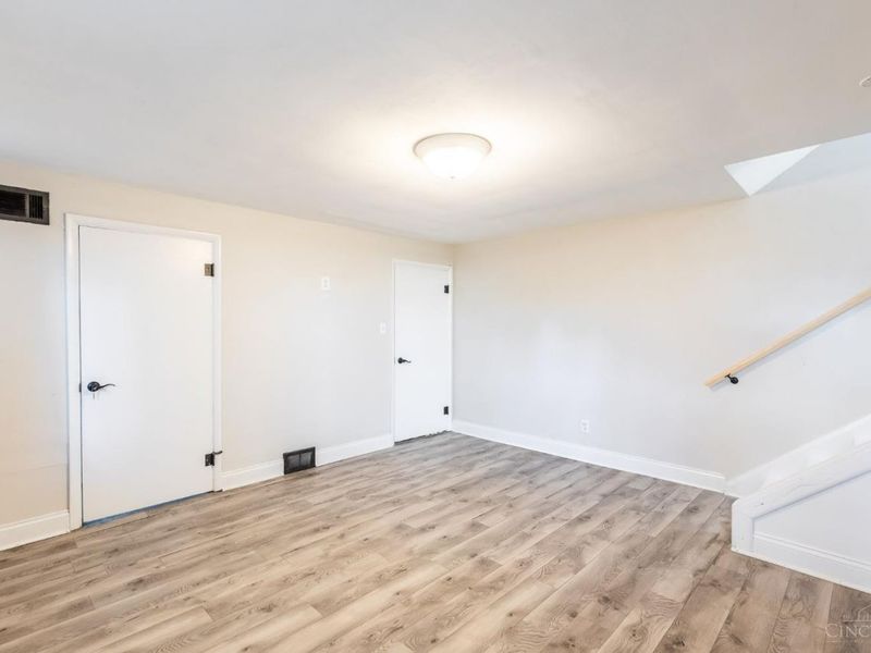 5584 Green Acres Court, Green Township, OH 45248 Photo 13