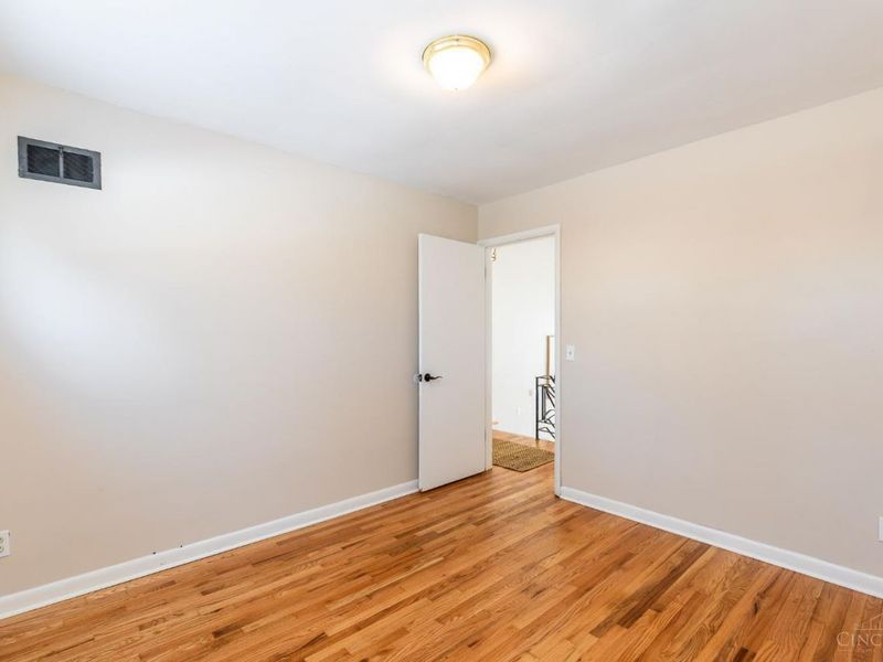 5584 Green Acres Court, Green Township, OH 45248 Photo 15