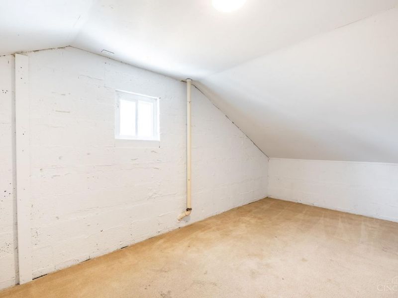 5584 Green Acres Court, Green Township, OH 45248 Photo 22